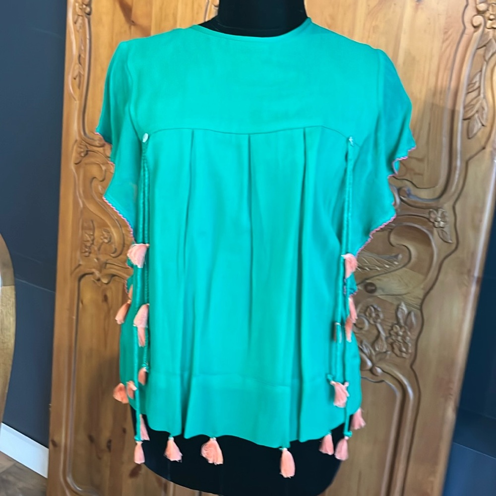 BANJANAN - Very Detailed, Flowey Blouse